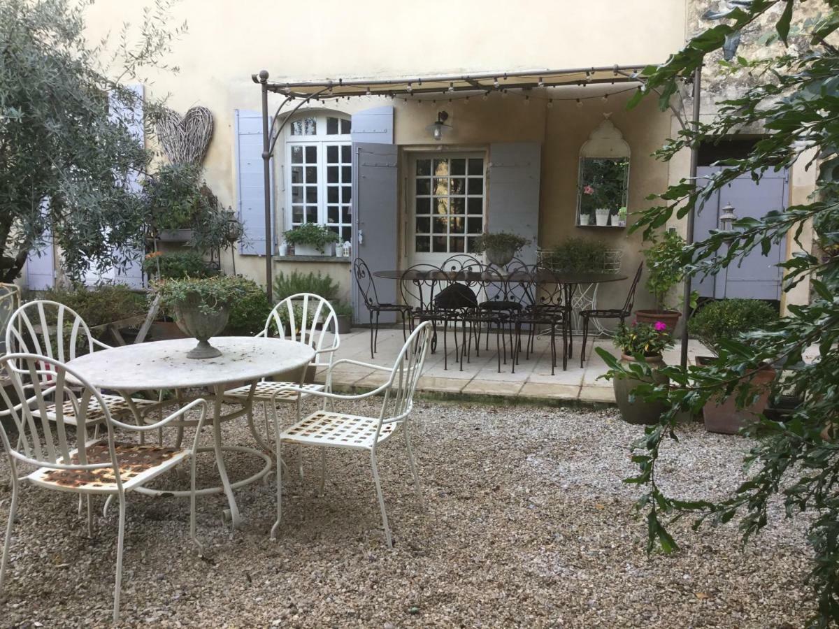 Le Petit Figuier Bed and Breakfast La Roque-d'Antheron Eksteriør billede